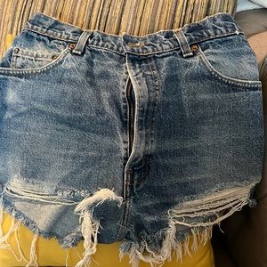 Jean shorts (women’s)